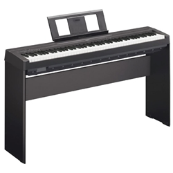 P45B-BUNDLE  Yamaha 88-Key Digital Piano, Black