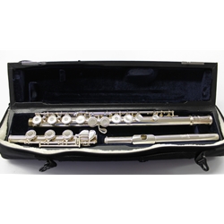 AF600-BOF-U Haynes Amadeus 600 Intermediate Flute