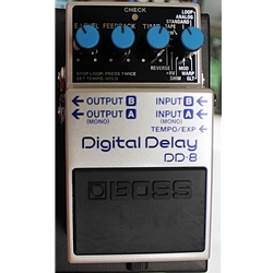 DD-8 Boss Effect Pedal - Digital Delay
